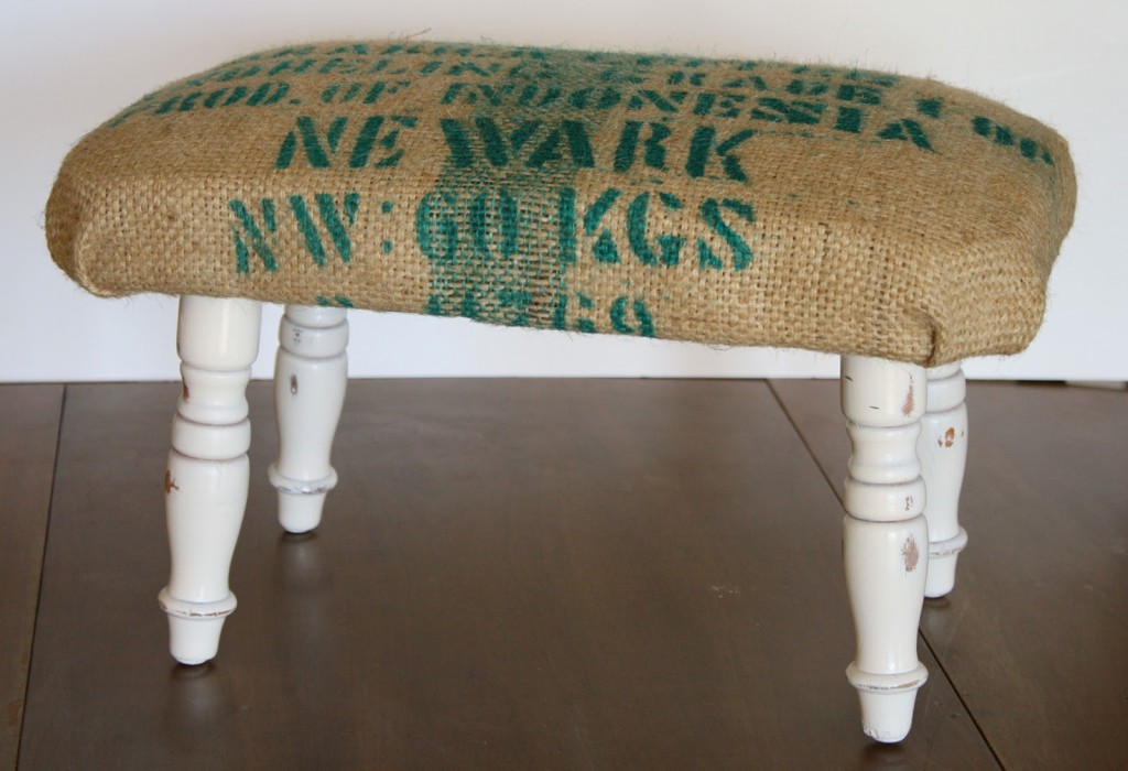 burlap_stool
