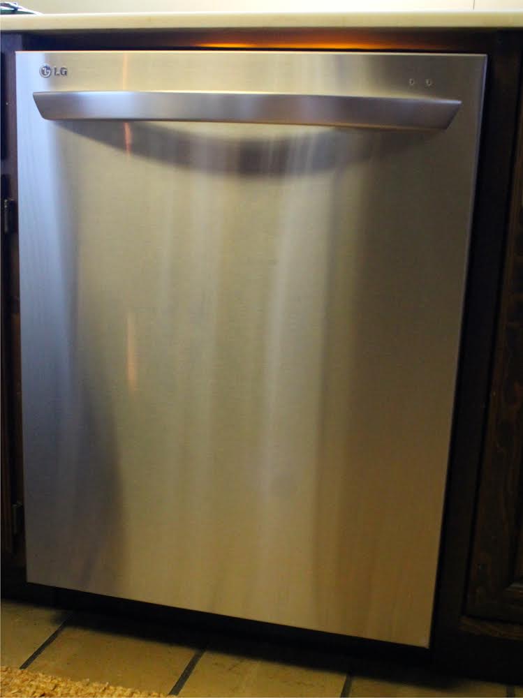 installed dishwasher, dishwasher install, lg dishwasher, dishwasher, diy dishwasher