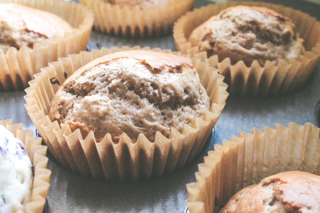 entertaining with a galvanized tray muffins and tea, tea, muffins, muffin, entertaining, hosting, what to feed guests