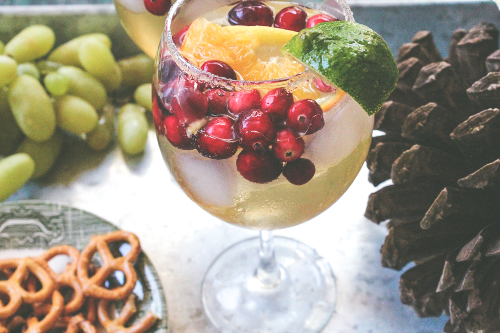 entertaining with a tray, hosting guests, hosting guests for holidays, holiday entertaining, galvanized tray