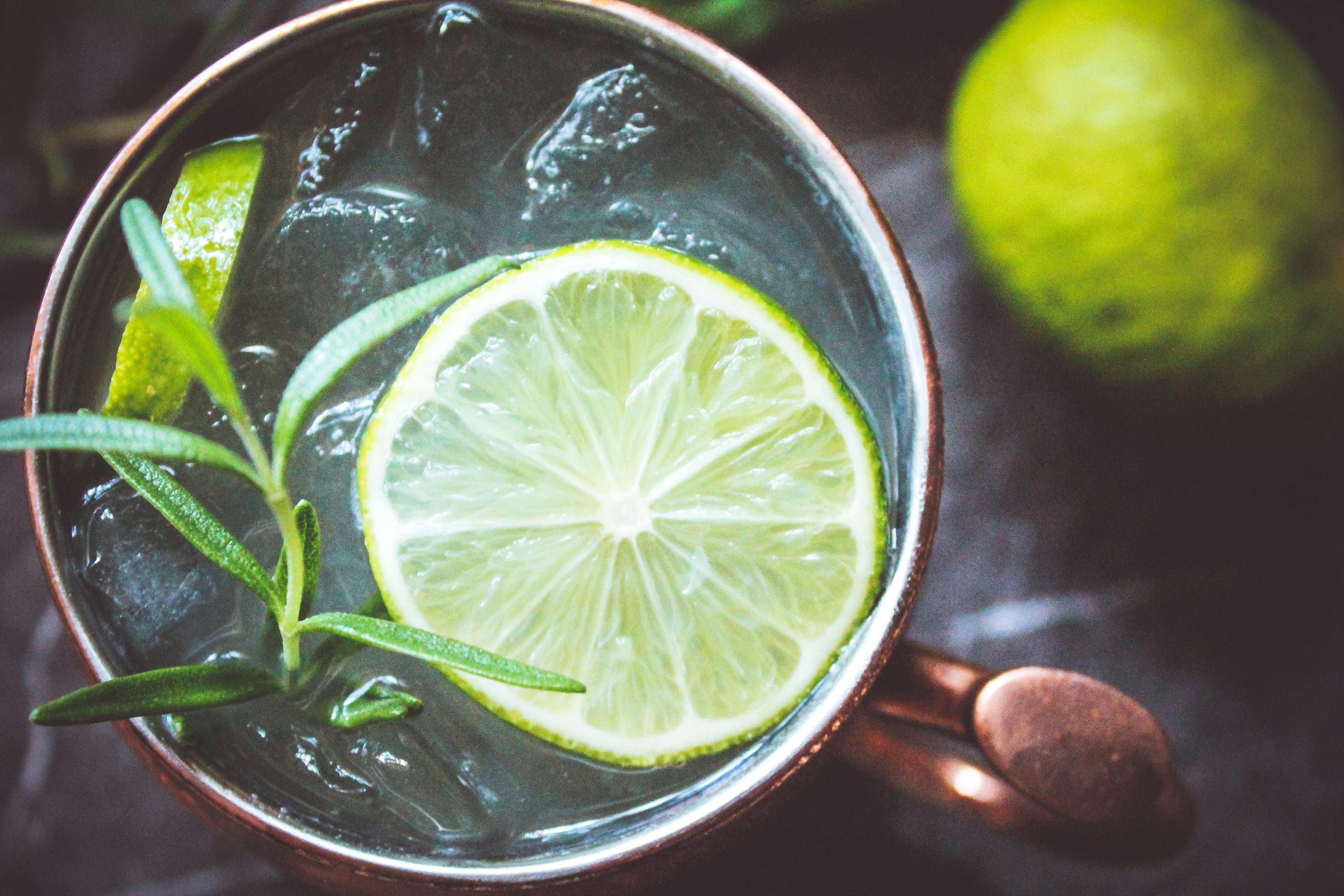 moscow mule, moscow mule recipe, moscow mule recipe, cocktail, moscow mule mug, drinks