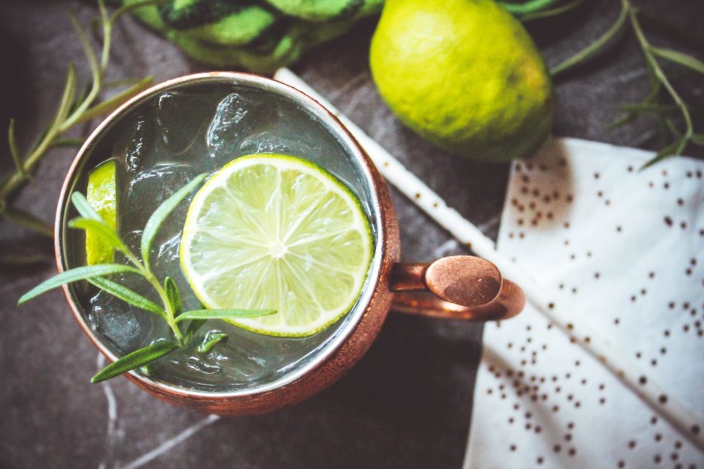 moscow mule, moscow mule recipe, moscow mule recipe, cocktail, moscow mule mug, drinks