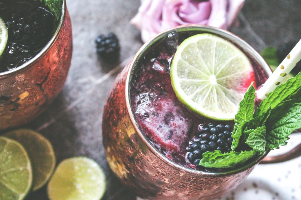 blackberry moscow mule, moscow mule, falvored moscow mule, drink, drink recipe, cocktail, cocktail recipe, drink styling, food photographer