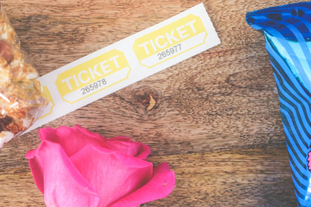 funnel cake, turkey legs, candy apple, carnival date night, date night ideas, cotton candy, carnival lollipop, cotton candy pina colada,