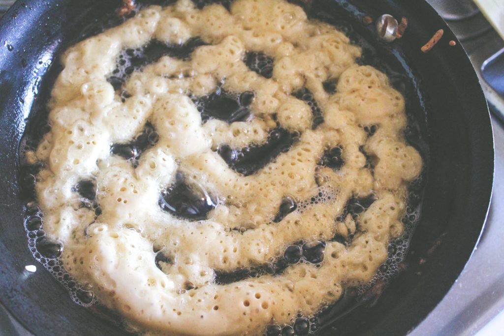 funnel cake, turkey legs, candy apple, carnival date night, date night ideas, cotton candy, carnival lollipop, cotton candy pina colada,