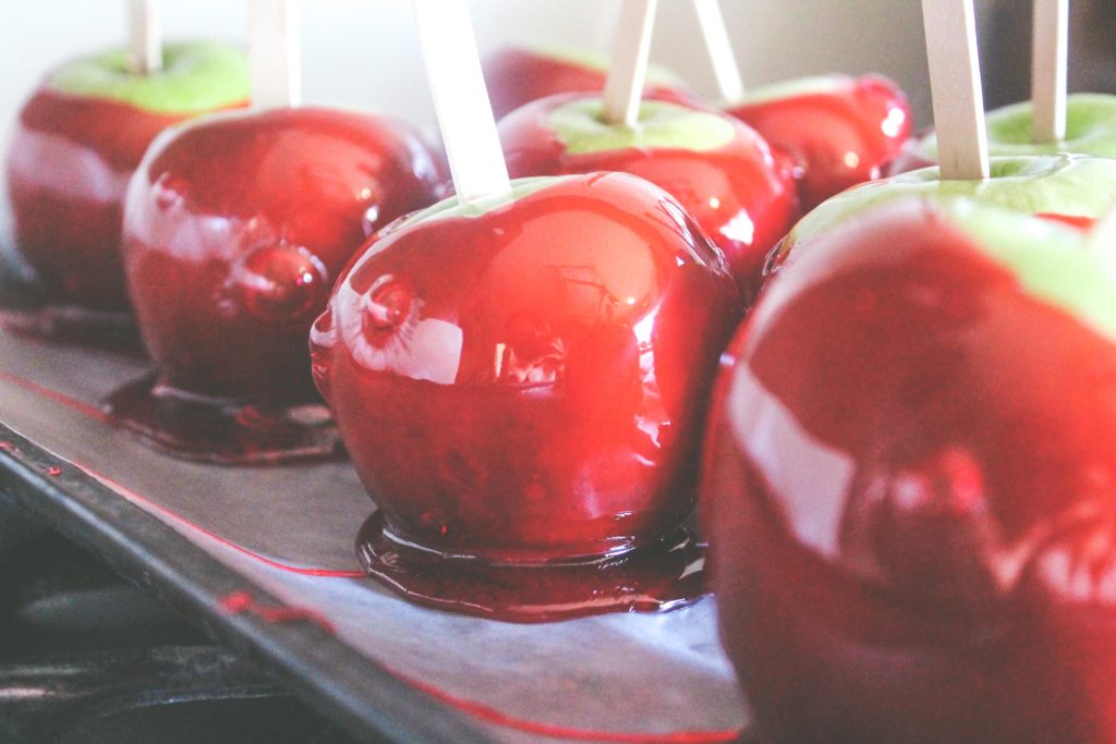 funnel cake, turkey legs, candy apple, carnival date night, date night ideas, cotton candy, carnival lollipop, cotton candy pina colada,