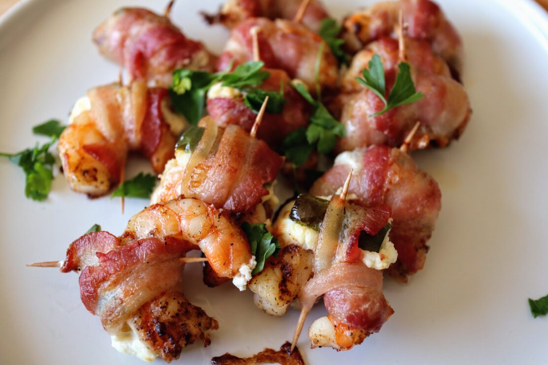 bacon wrapped shrimp, shrimp with bacon, shrimp with jalapeño, shrimp with cheese